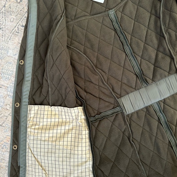 Barbour Olive Calvary Gillet Vest - Picture 6 of 9